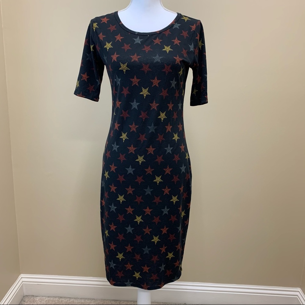 🏷️ LuLaRoe Black Star Print Julia Dress S